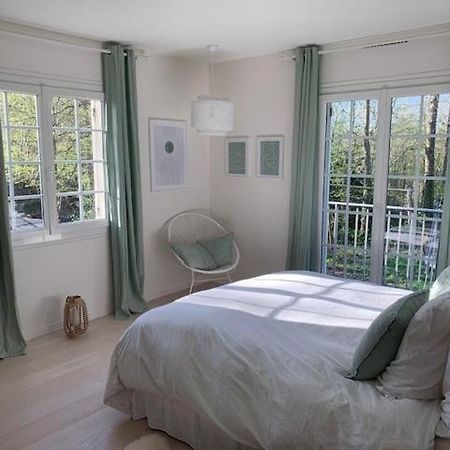 Bed and Breakfast Parenthese Buc'Olique Buc  Exterior foto