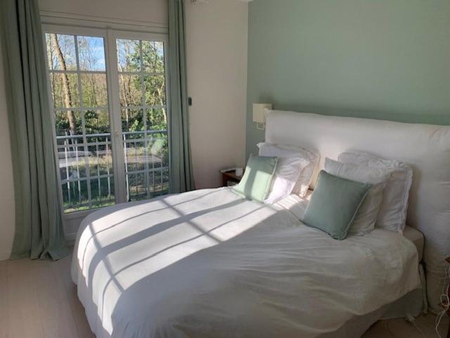 Bed and Breakfast Parenthese Buc'Olique Buc  Exterior foto